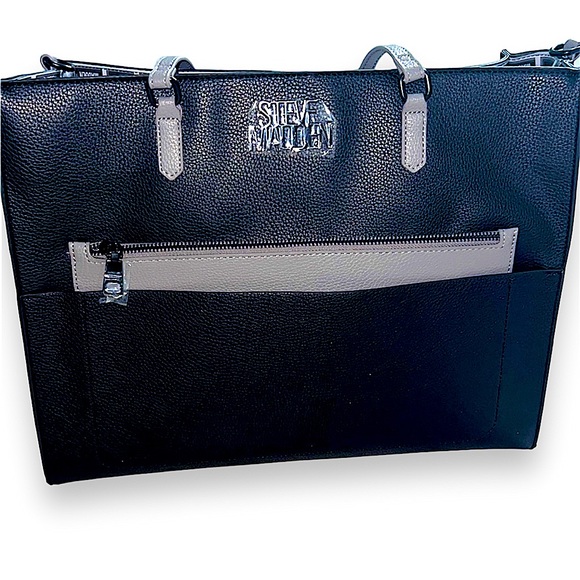 Steve Madden New without tags, 2 piece handbag and matching makeup bag. - Picture 2 of 5